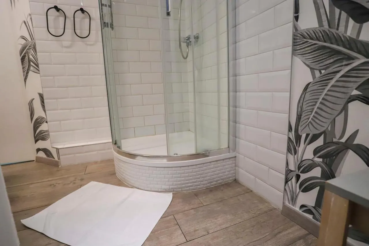 Peace In The City 2 Bedrooms 57M2 Ultra Central Annecy Apartment